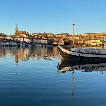 Le Grand Bassin, Autonome, Au Bord Du Canal Du Midi
