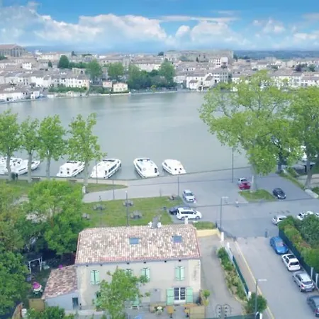 Le Grand Bassin, Autonome, Au Bord Du Canal Du Midi *